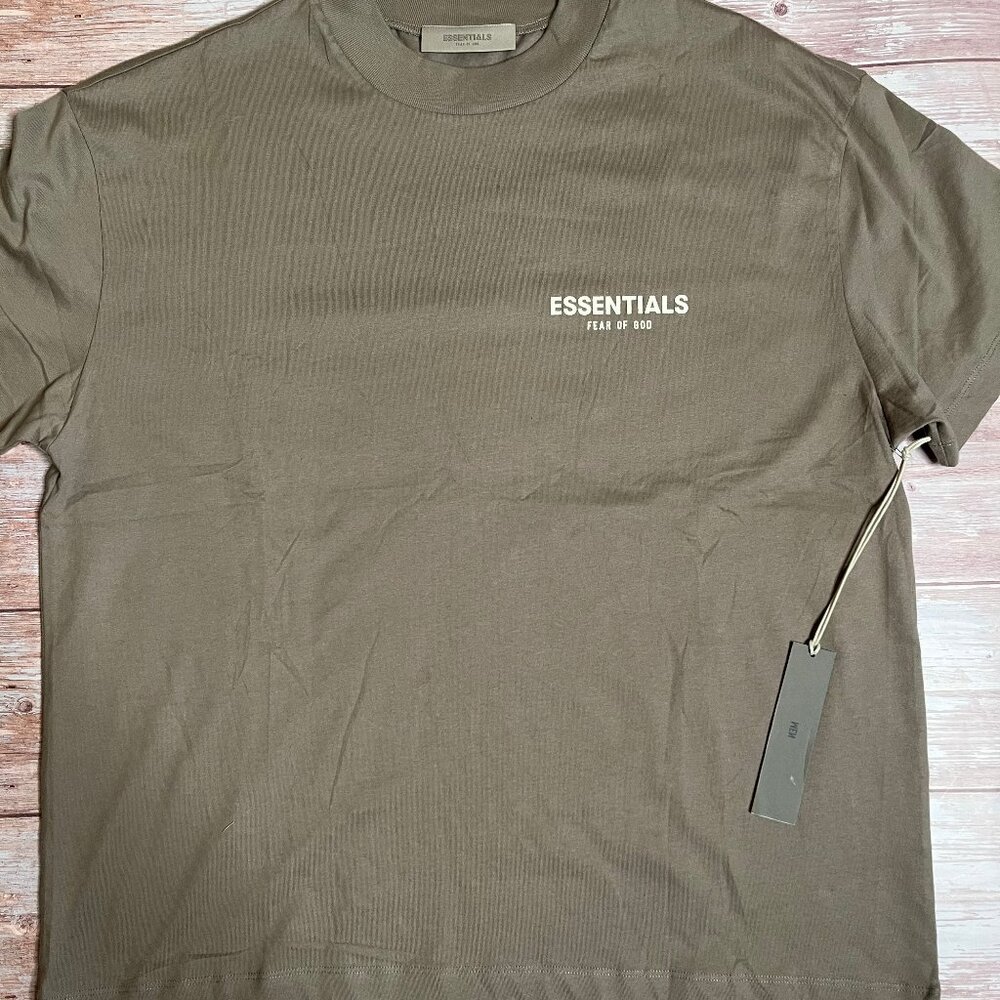 ESSENTIALS FOG T-SHIRT DESERT TAUPE 2023 | SIZE M | OVERSIZED | NWT
